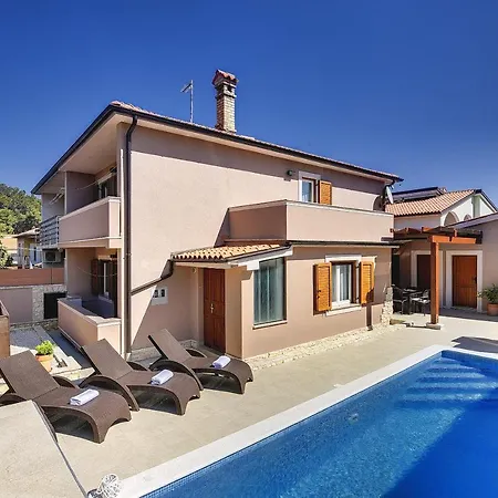 Вилла Magnifica Пула